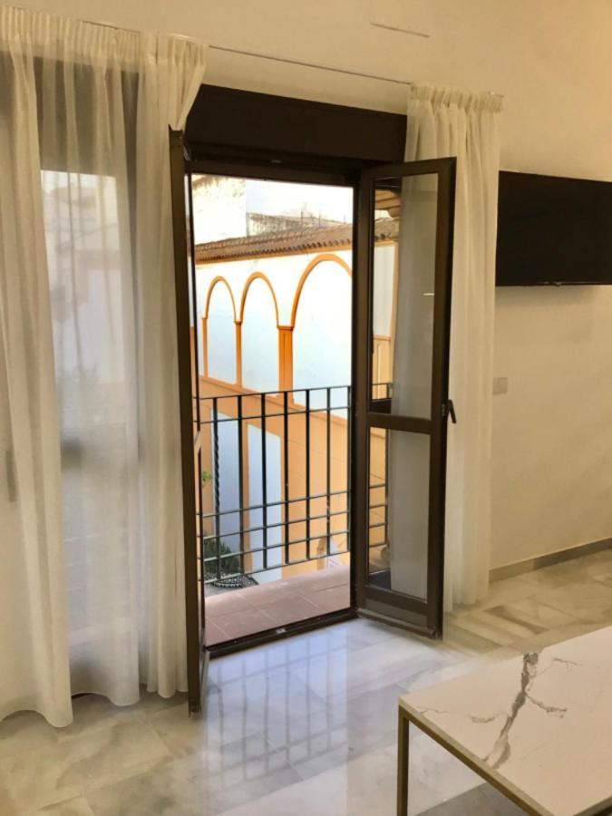 Apart Los Patios De Valladares Кордова Экстерьер фото